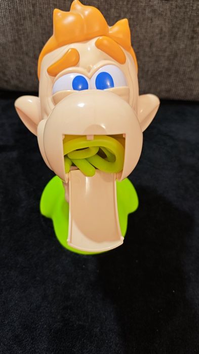 Jucarie Gooey Louie cu creier saritor si muci