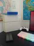 Vând ps4 cu 3 jocuri
