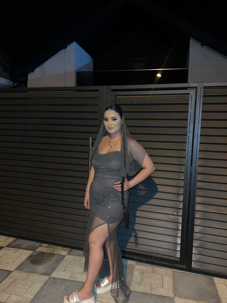 rochie purtata cateva ore
