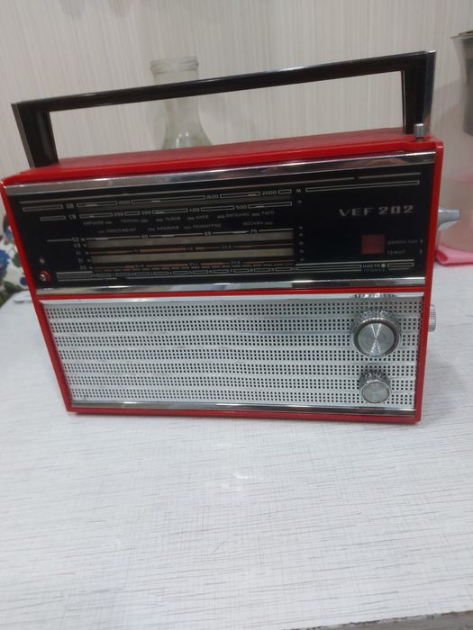 Продам" ВЭФ 202"