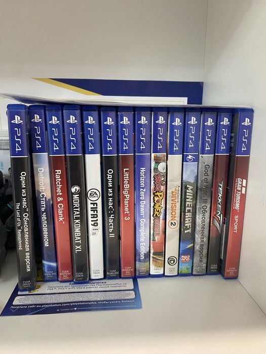 Продам ps4 в идеальном состоянии