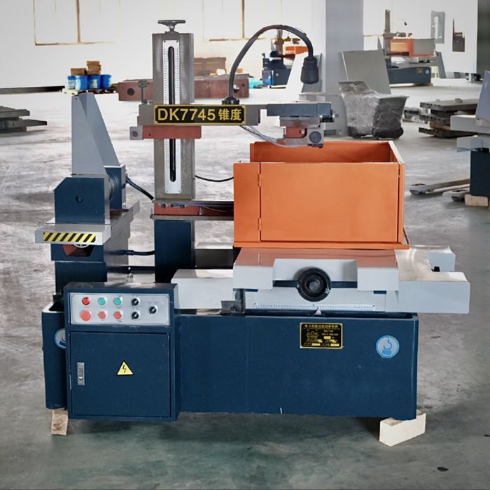 DK7745 simda kesadigan stanokda temir kesib beramiz