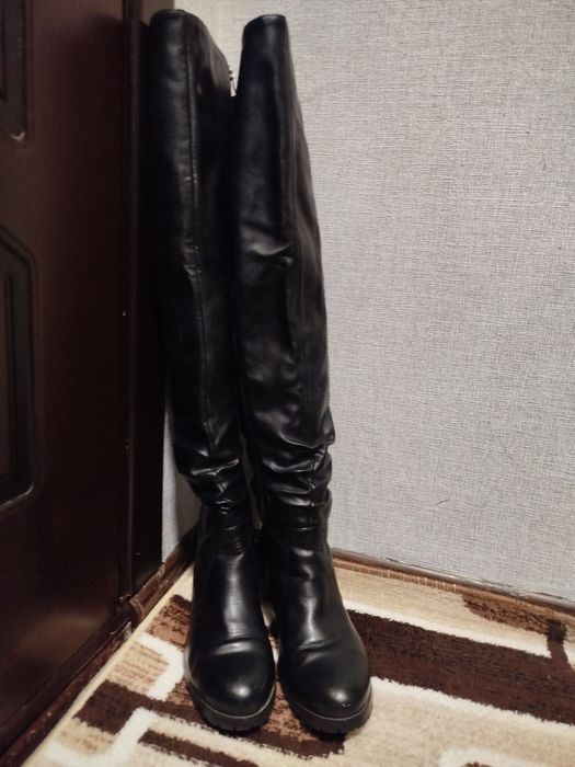 Демисезонные Высокие ботфорты 41 размер