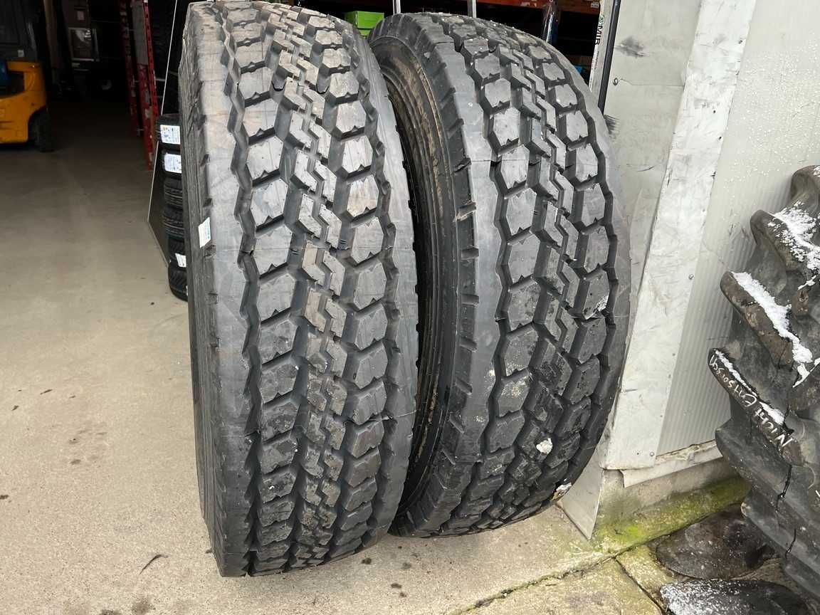 Anvelope noi radiale 445/95 R25 marca BKT pentru macara cu garantie