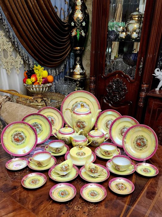 Чайно-кофейный сервиз Мадонна "Фортуна".  ГДР