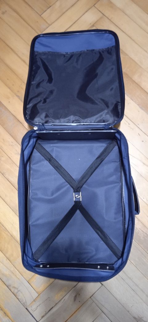 Компактен "Fresh Spirit" carry-on куфар