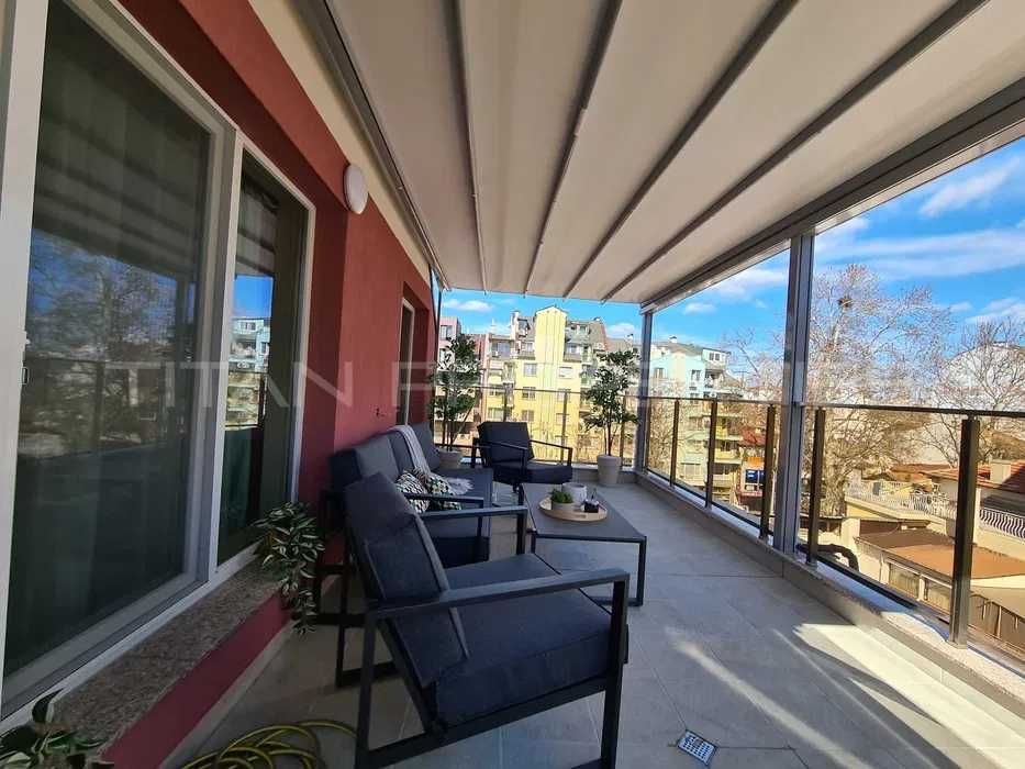 Продава се Тристаен апартамент в Пловдив, Съдийски - 110 кв.м за 2591 €/кв.м - Снимка #9