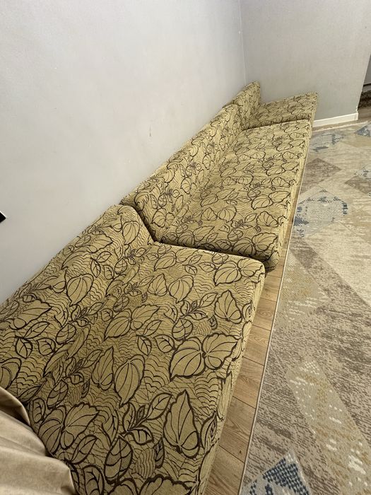 Диван для гостиной