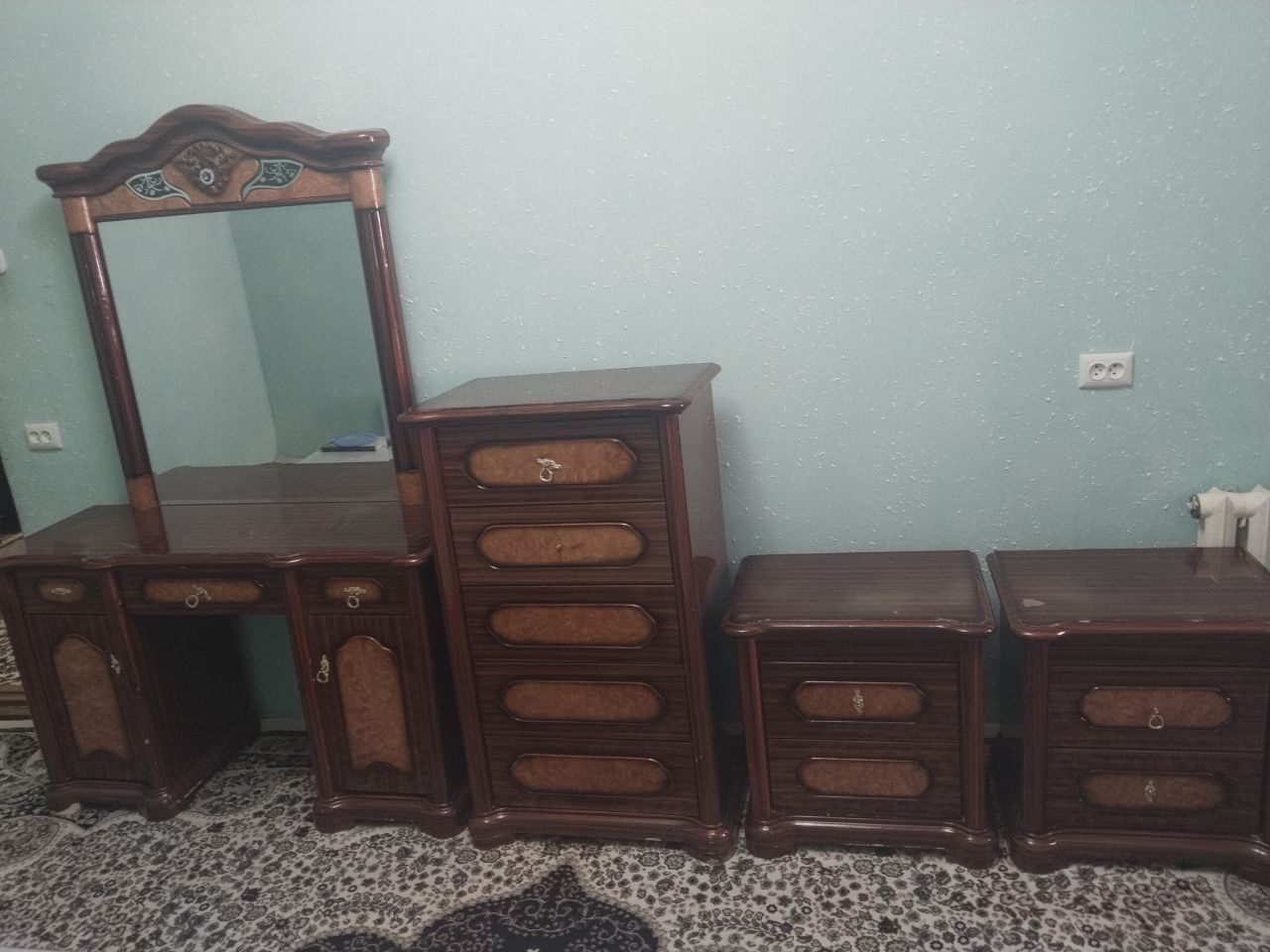 Спальное гарнитур