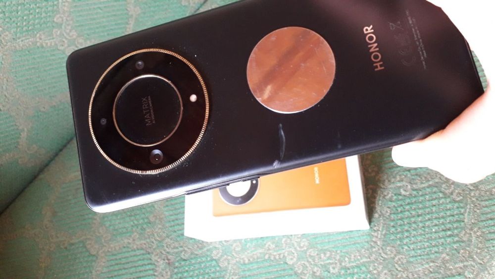 Honor x9b 12/256