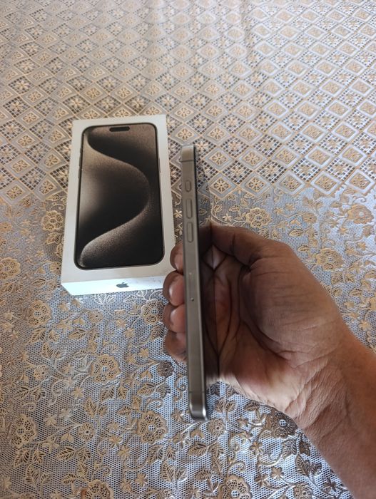 Iphone 15 pro max 256 ideal srocna sotiladi