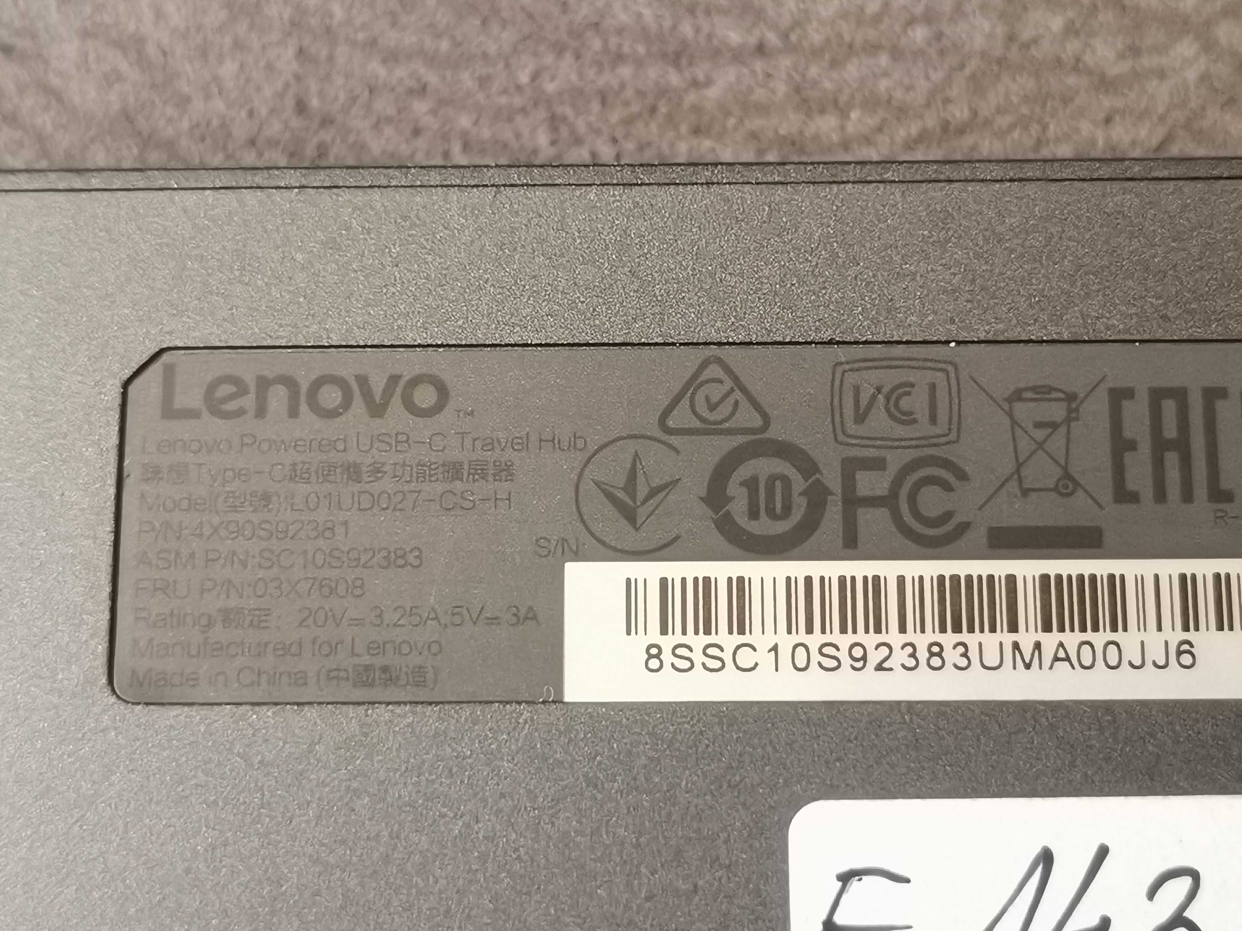 Lenovo Powered USB C Travel Hub, docking USB, HDMI, VGA, RJ-45)