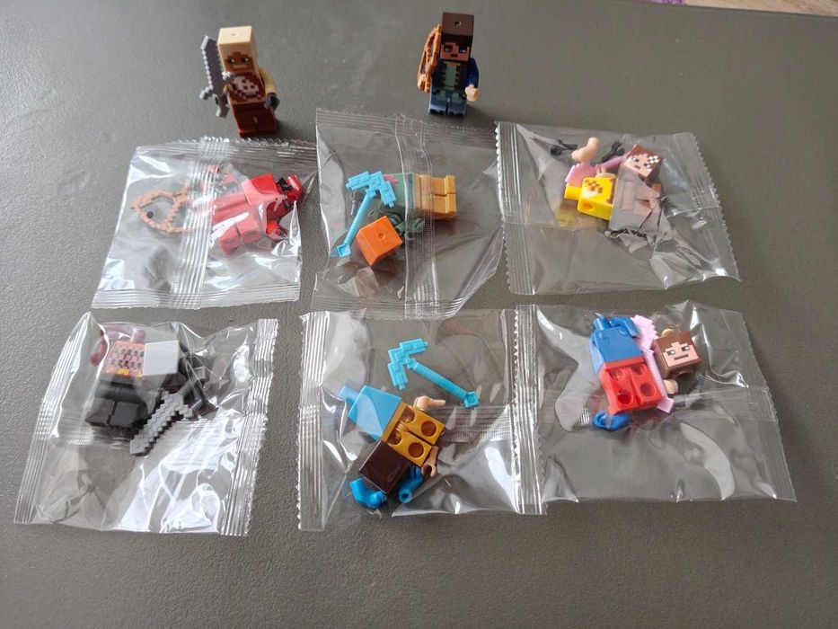 8 figurine Minecraft tip lego