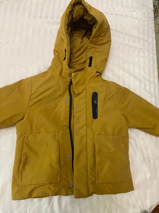 Продам куртку в хорошем состоянии