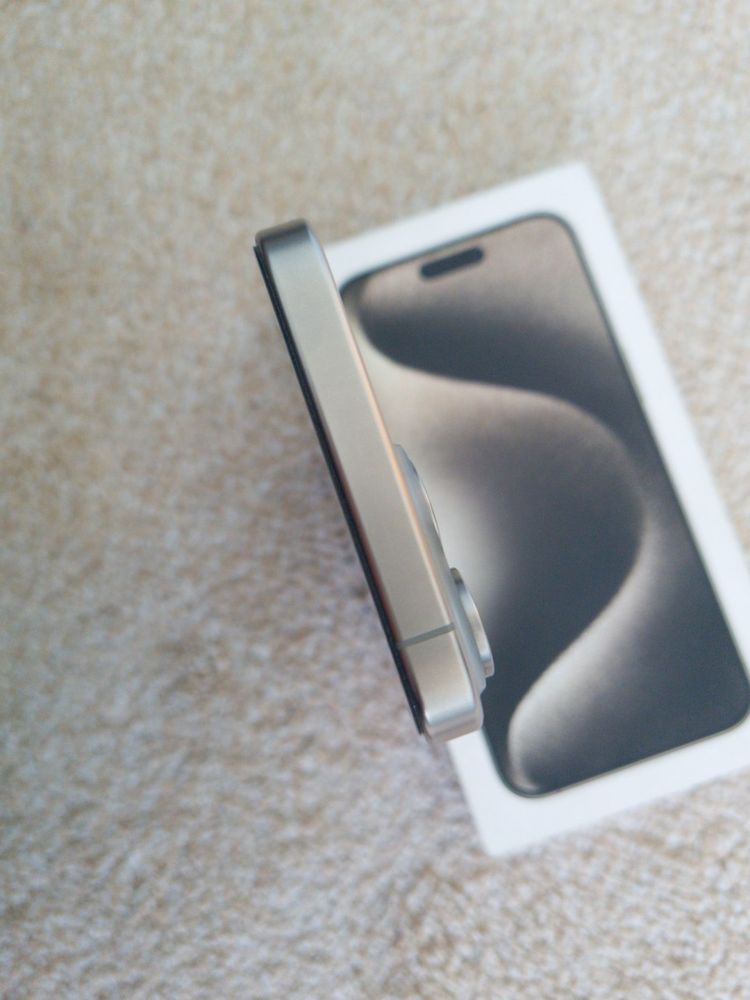 Yangi ko‘rinishda iPhone 15 Pro Max 256GB – Radnoy, toza