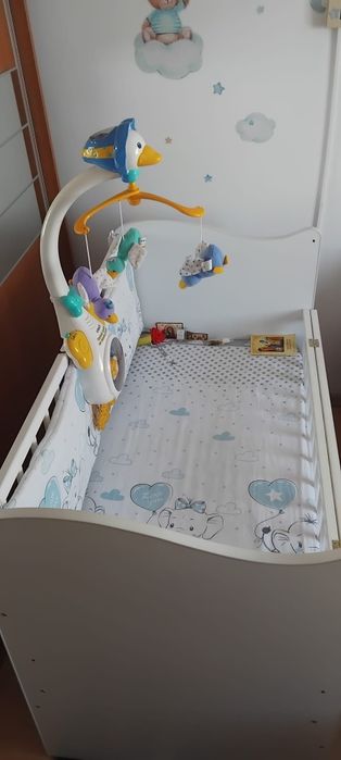 Vând pătuț complet echipat