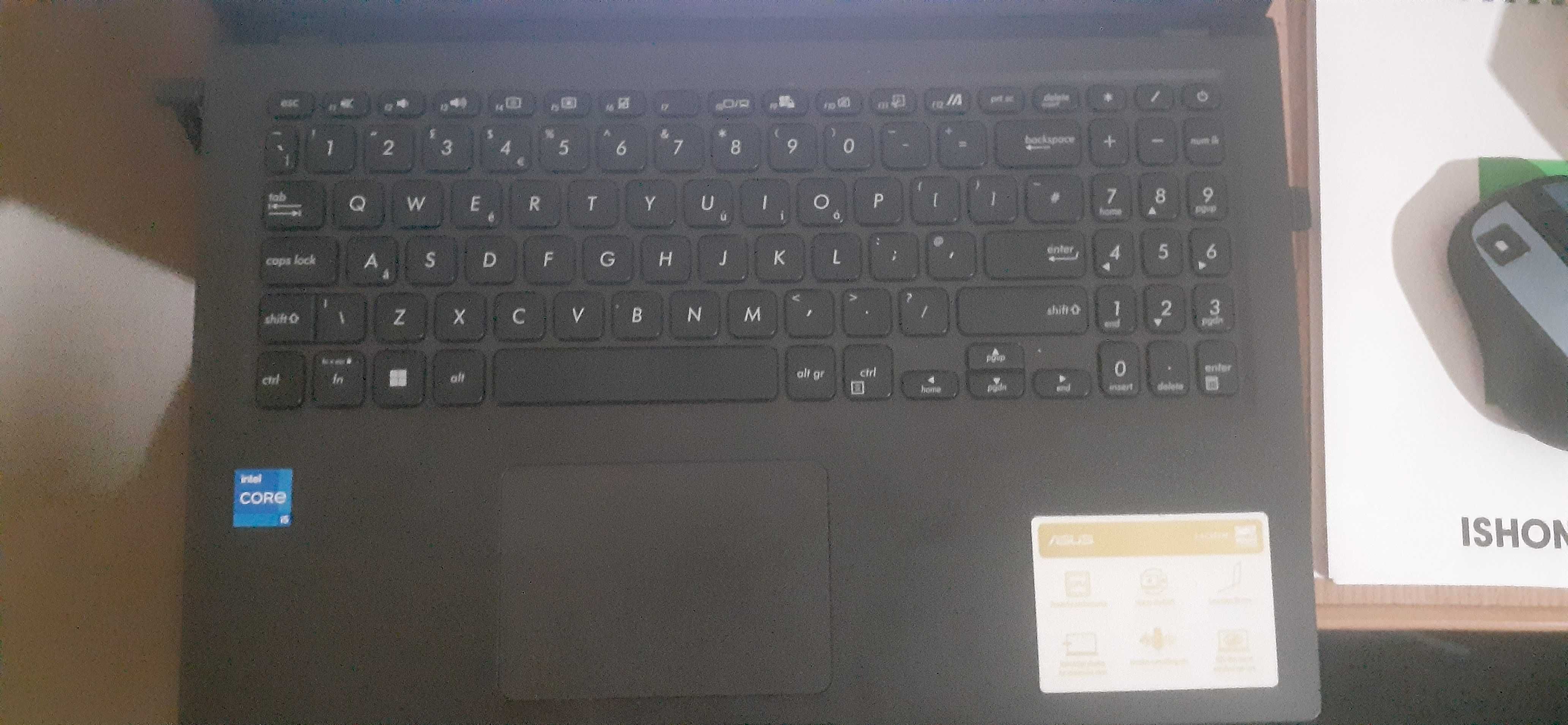 Vivobook ASUS i5
