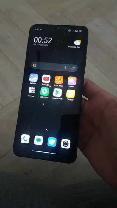 Ambele la schimb pe alt telefon perfect funcționale chiar și așa !!!