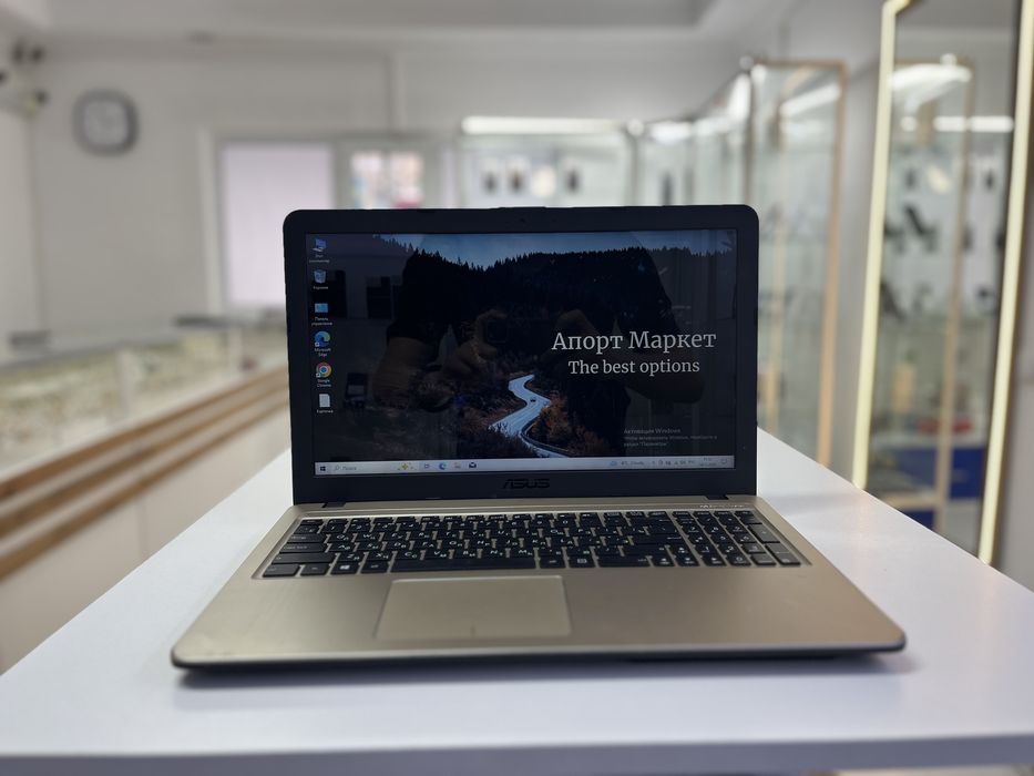 Ноутбук Asus Sonic Master