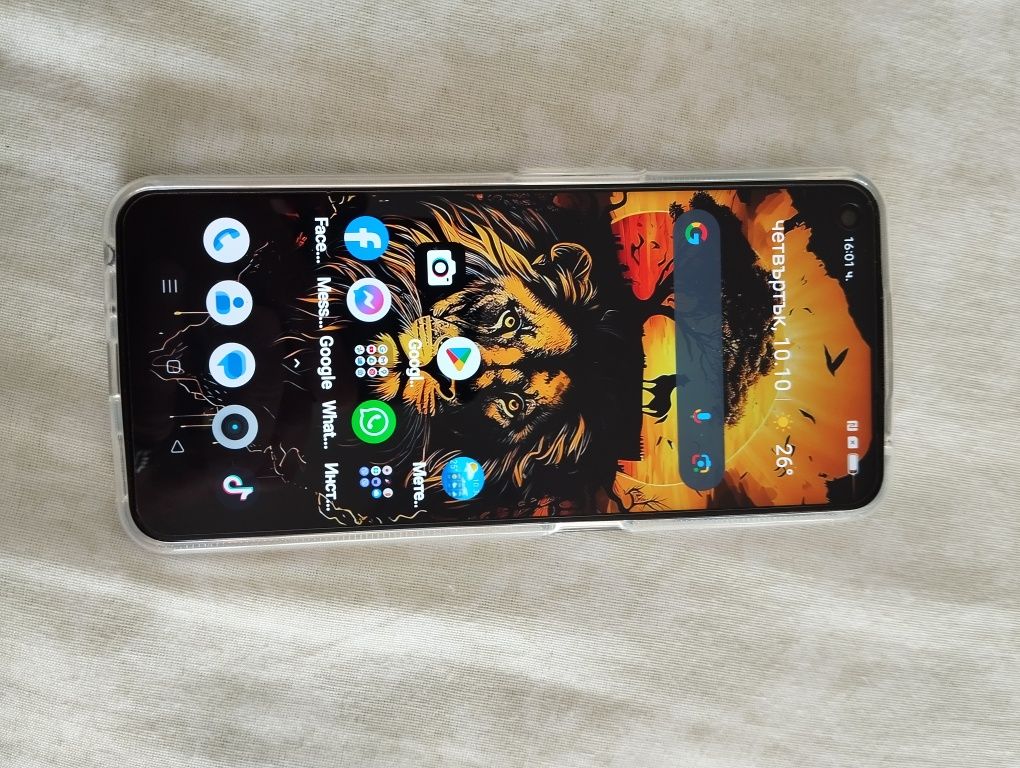 Realme 9. 5G Телефона е в перфектно състояние.