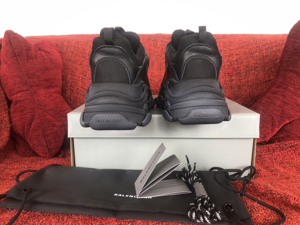 Balenciaga Triple S Black ORIGINALI