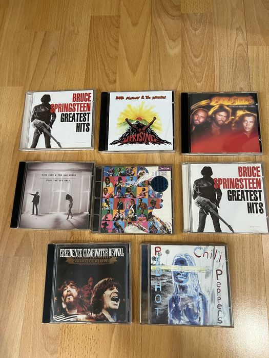 Оригинални дискове с музика