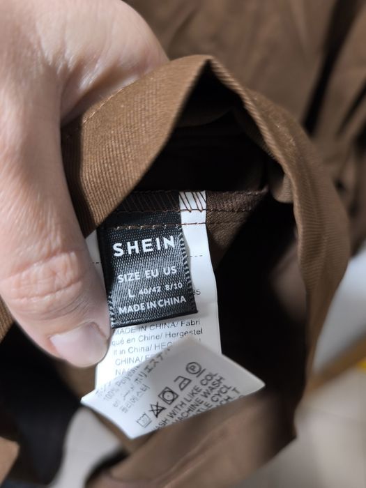 Шлифер в цвят шоколадово кафяво