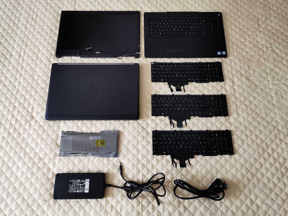 Dell 7720 FHD Xeon 3.8GHz RAM 64GB Nvidia P4000 8GB DDR5 WWAN ACCESORI