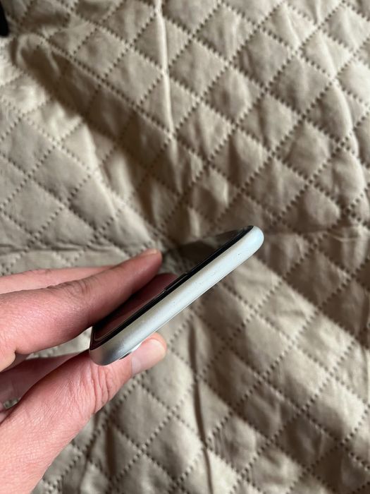 Apple iPhone XR 64GB