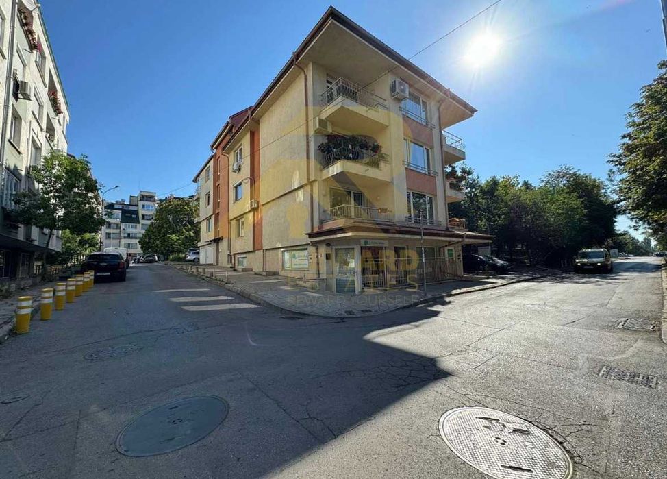 Продава се Тристаен апартамент в София, Гео Милев - 110 кв.м за 2000 €/кв.м - Снимка #11