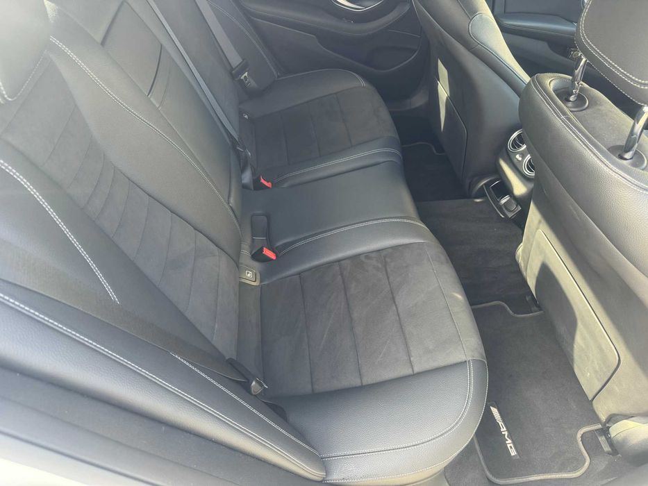 Mercedes Benz E220D 2020.