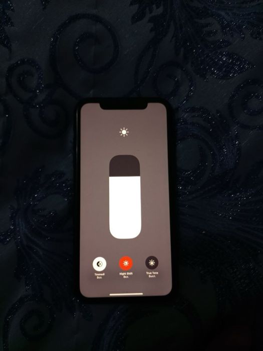 iPhone xr kafolatli
