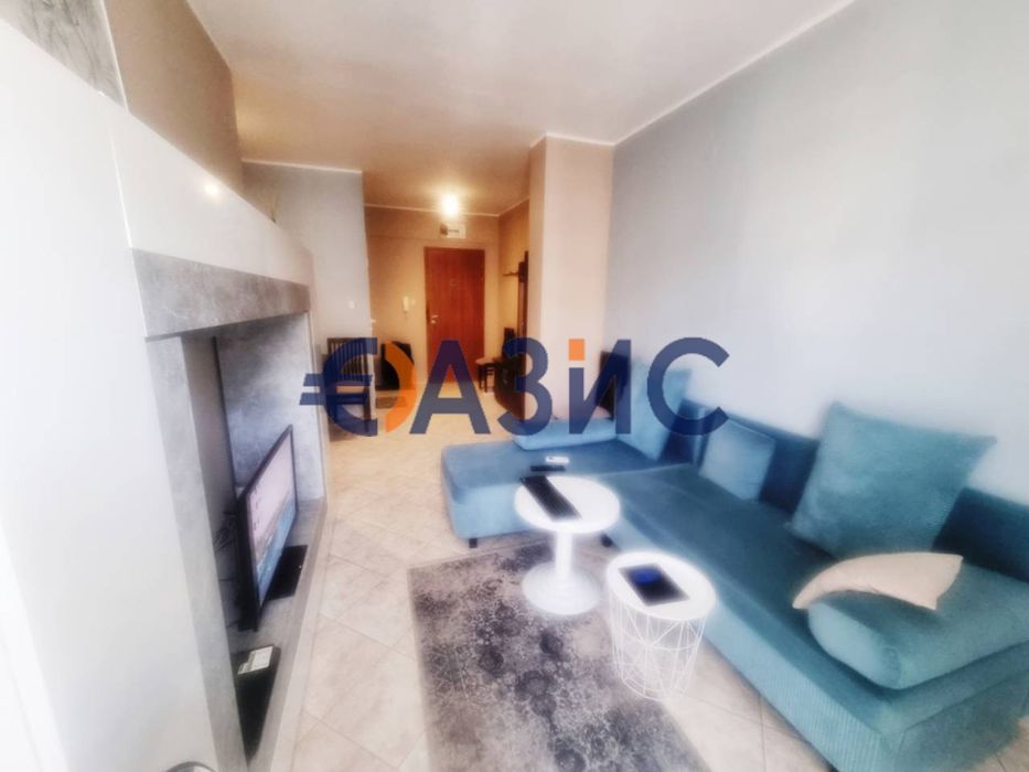 Продава се Двустаен апартамент в к.к. Слънчев бряг - 62 кв.м за 1259 €/кв.м - Снимка #1