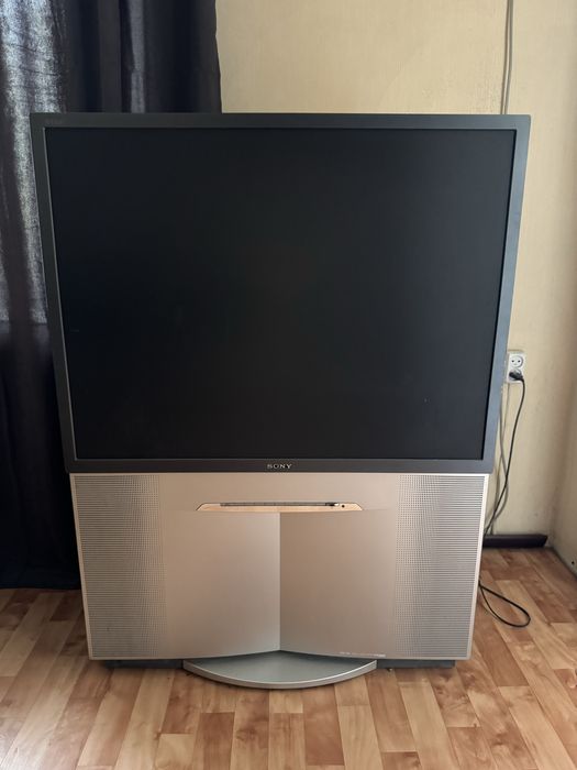 Продам телевизор SONY