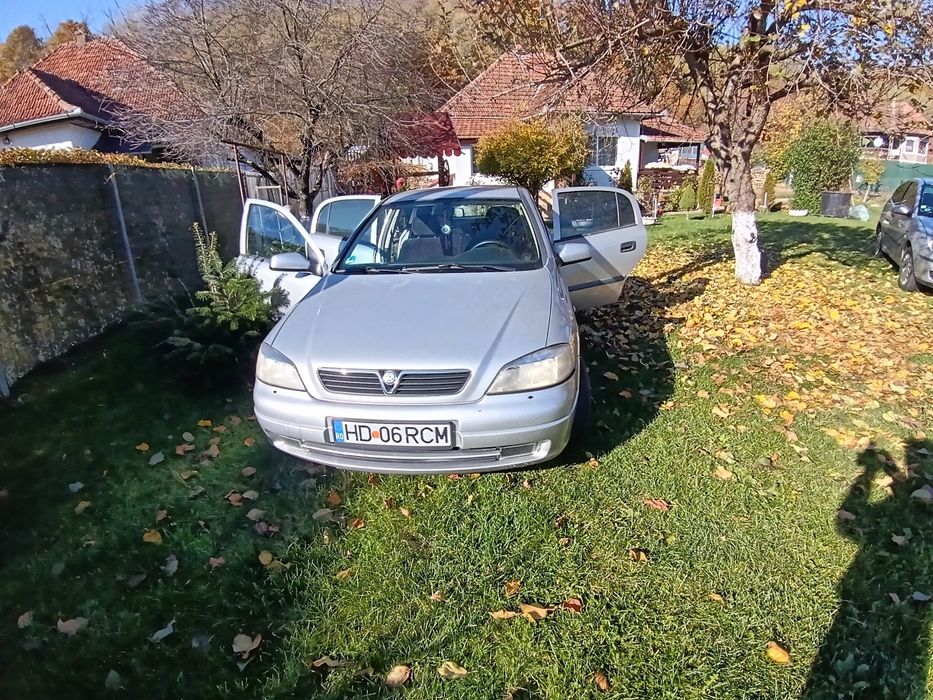 Vand Opel astra g motor 1.6 an fabricatie 2001