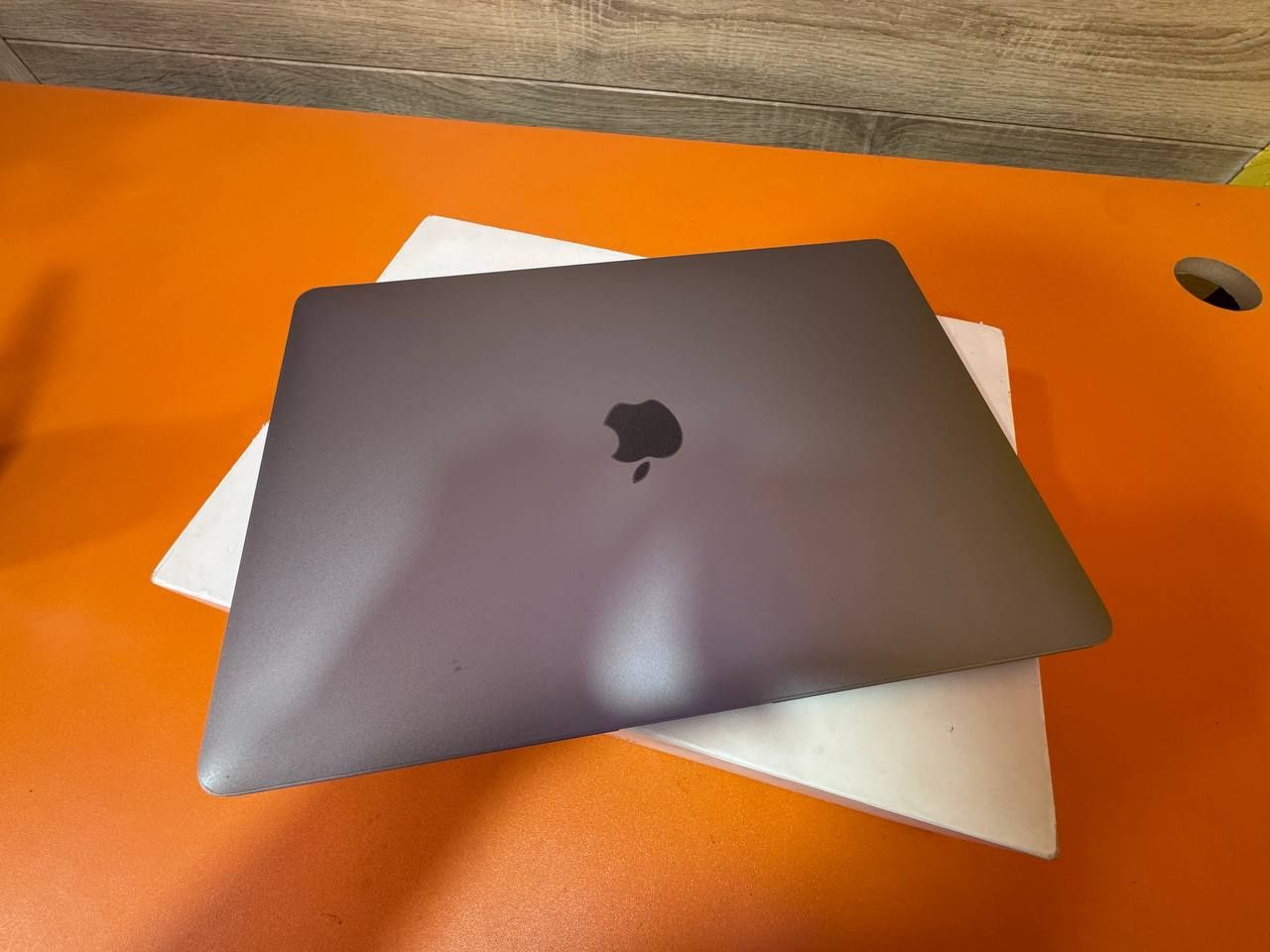 Продается MacBook Air