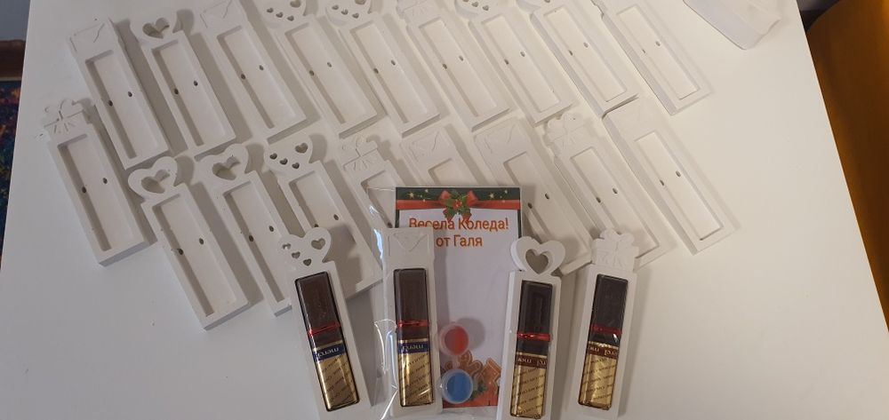 Коледни фигурки, малки Коледни подаръци