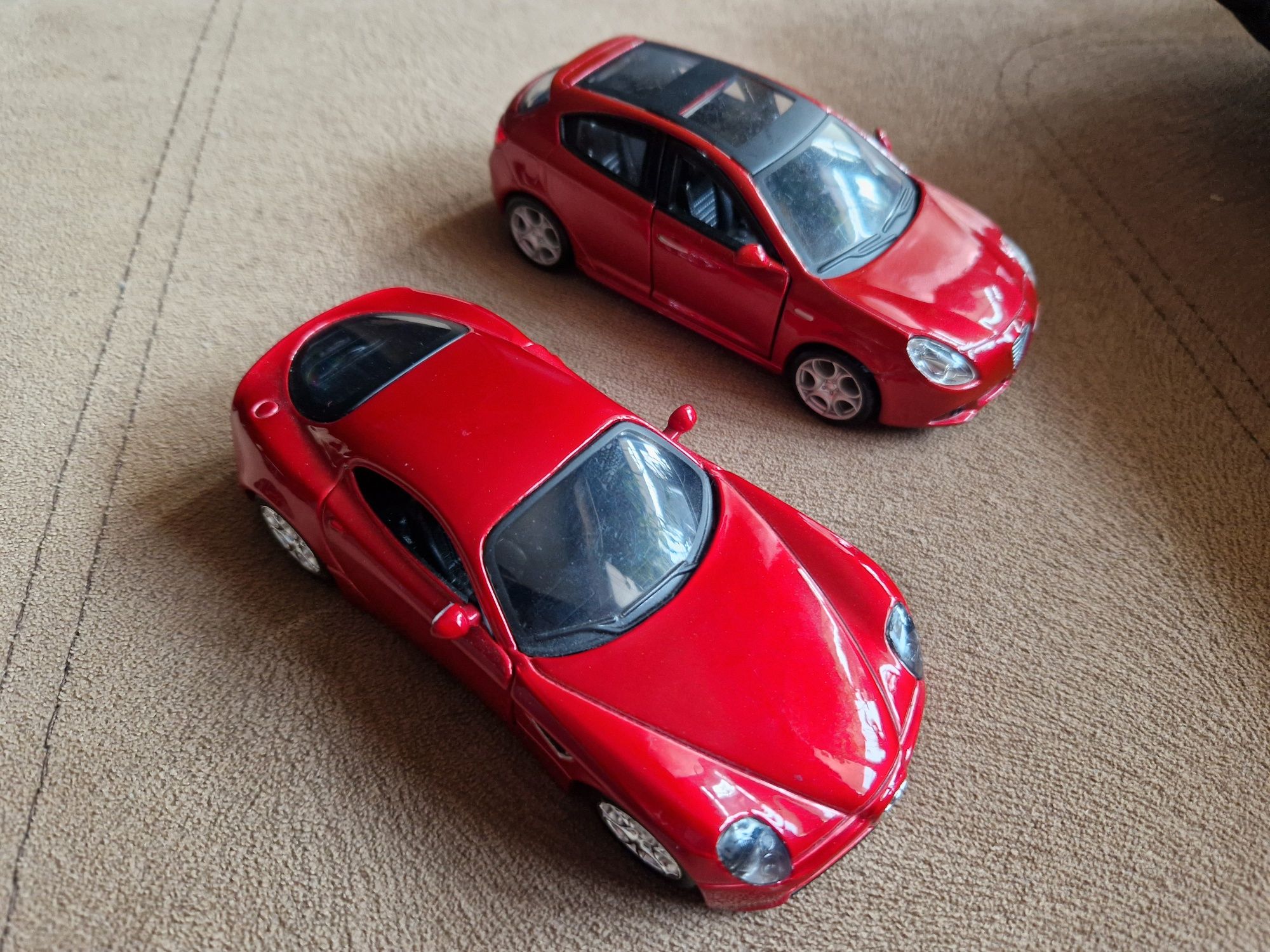 Bburago 1/32 колички