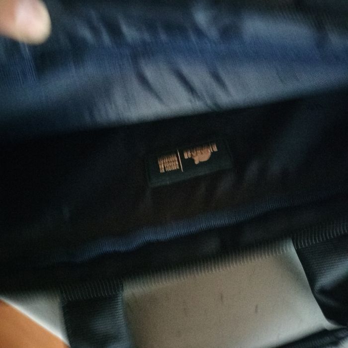 Geanta laptop noua Rivecase