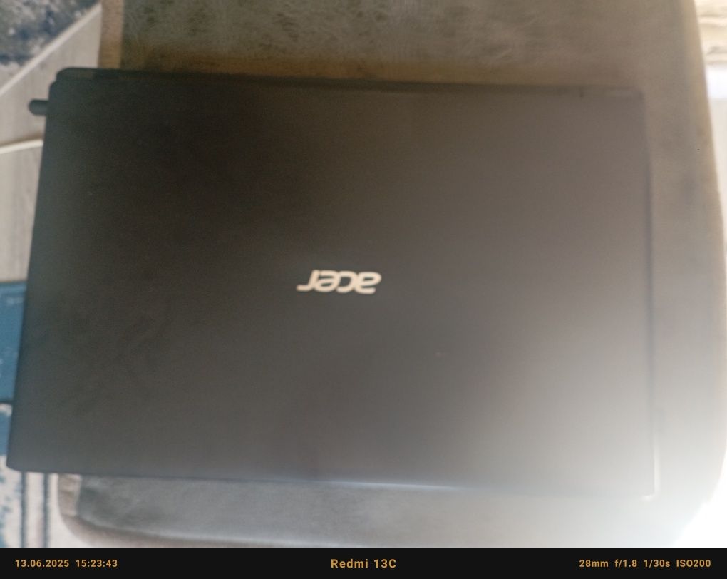 Noutbuk ACER sotiladi