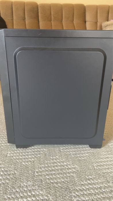 Pc gaming nou ryzen 5 5600g cu un rtx 4060 8 gb cu 16 gb ram ssd