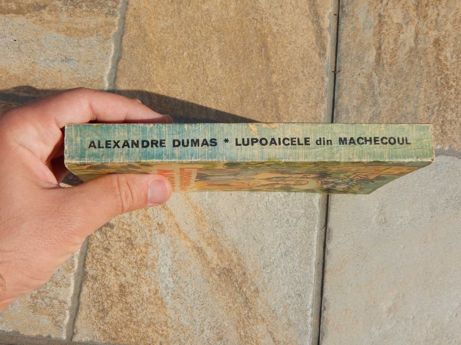 Lupoaicele din Machecoul Alexandre Dumas Editura Relex Brasov