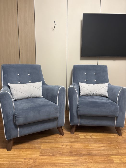 Кресло в отличном состоянии, 2 шт.