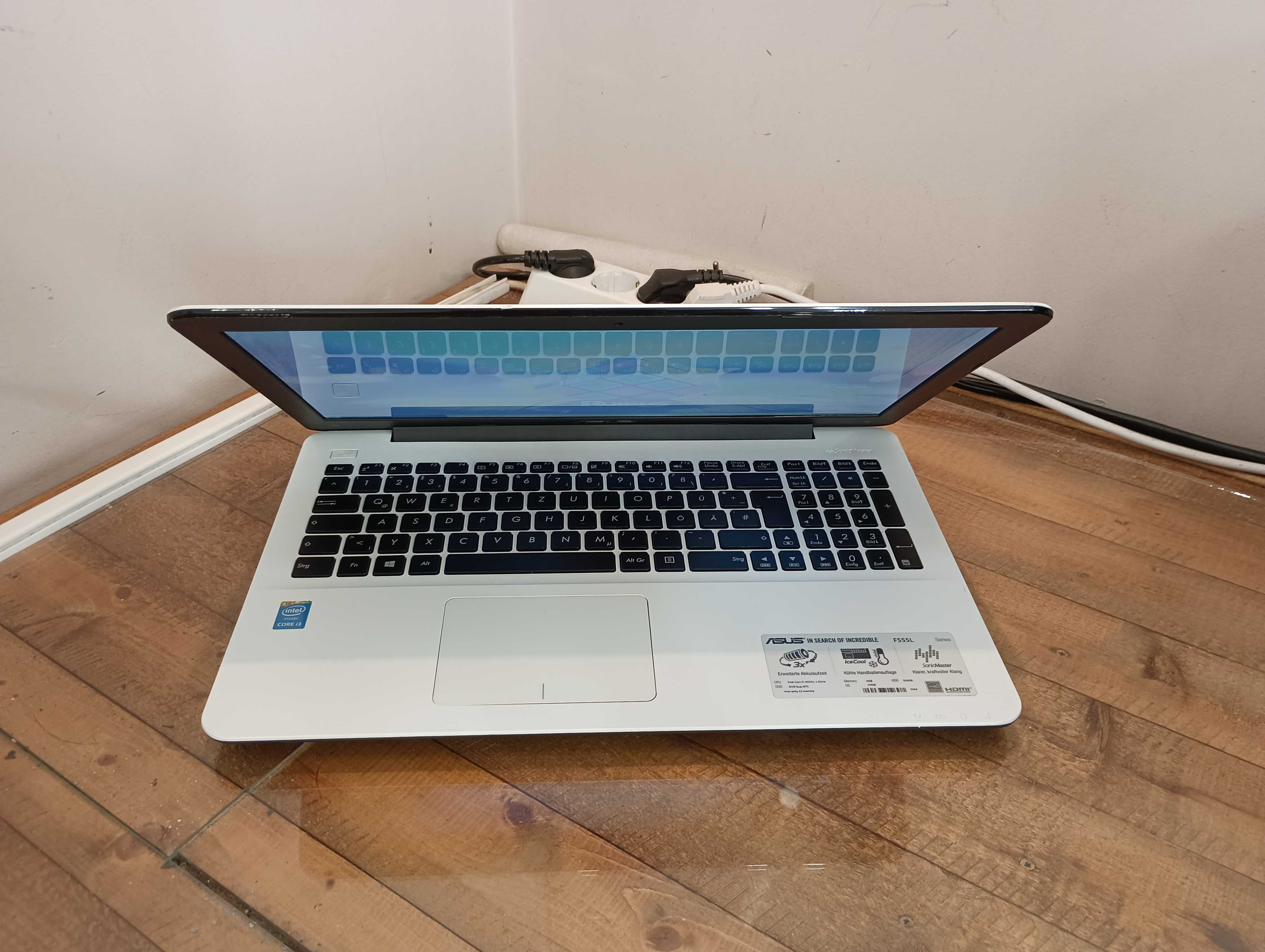 Лаптоп Asus F555L - i3 4030U 500GB SSD / 15.6"