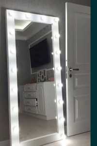 Зеркало напольное с подсветкой