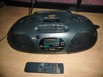 JVC radio casetofon cu CD si telecomanda