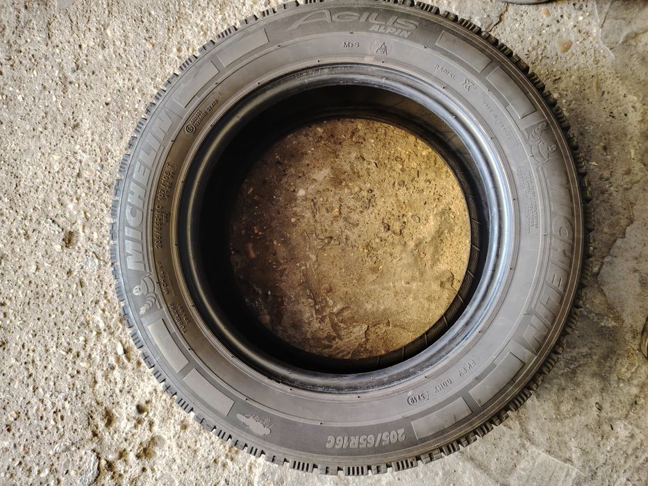 205/65 R16C Michelin Agilis Alpin