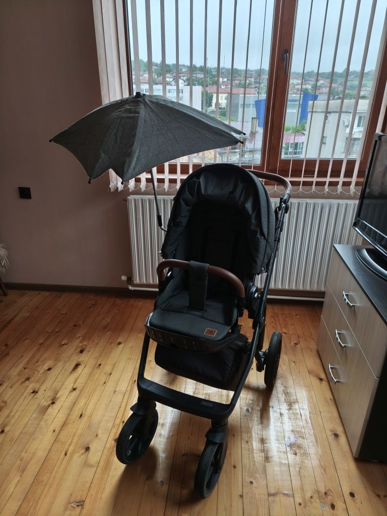 Бебешка количка Roan Bloom 3в1