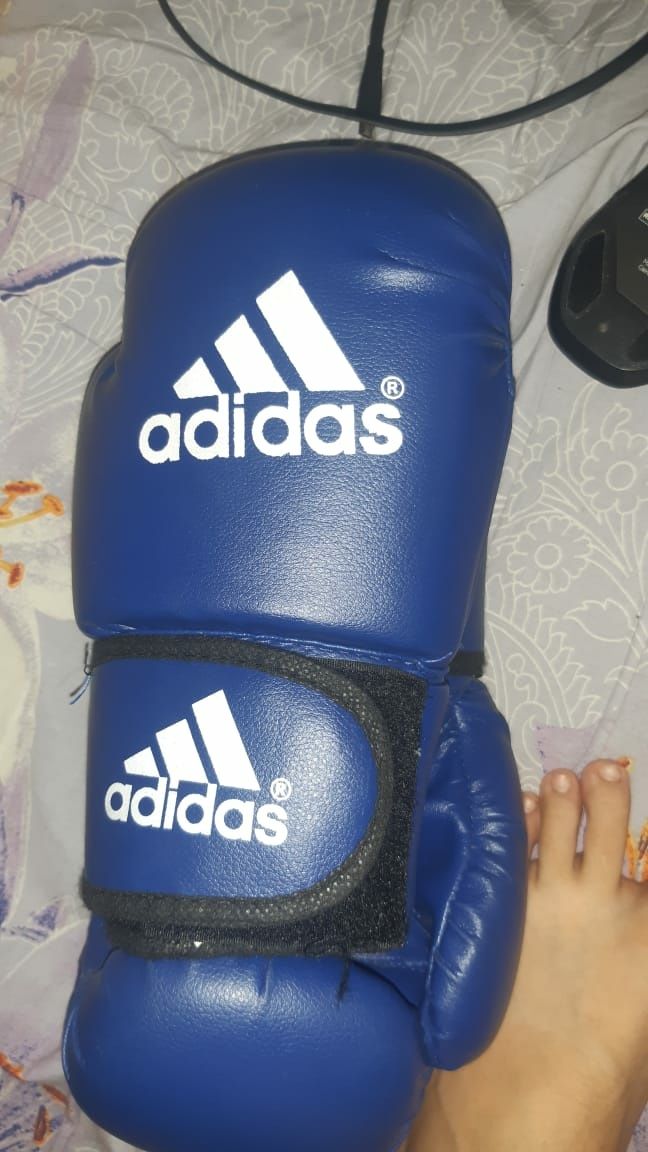 Перчатки Adidass