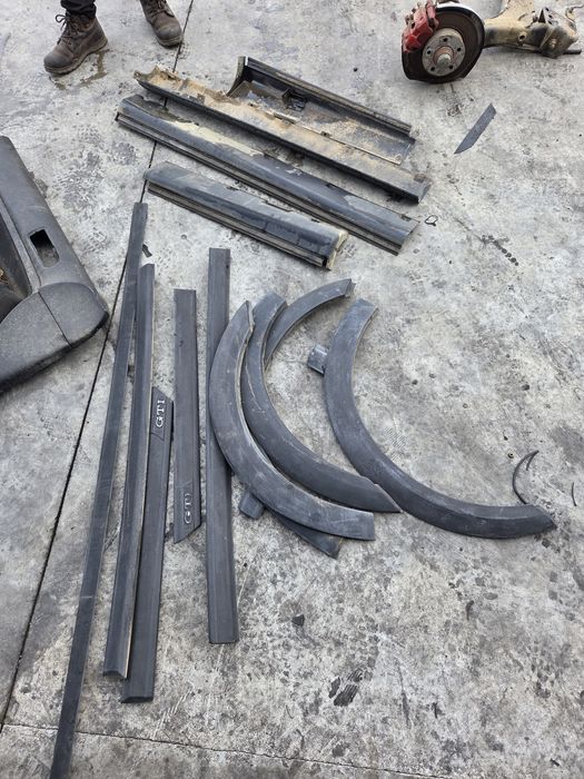 Лайсни и прагове голф 3 GTI